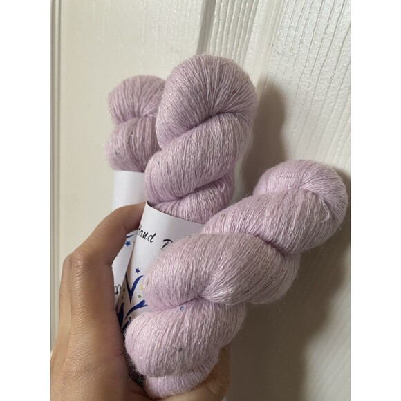 Fancy Soft 3 Skeins Yarn Light Purple Colorful Mini Sequins 150g #411 - Picture 1 of 5